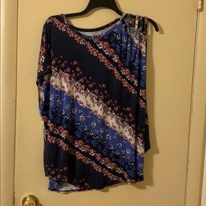 Maurices floral shirt